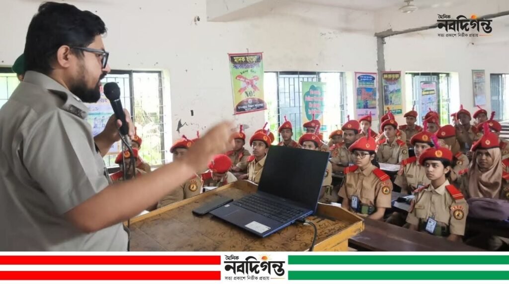 নোয়াখালীতে বিএনসিসি সদস্যদের মাদকবিরোধী প্রশিক্ষণ