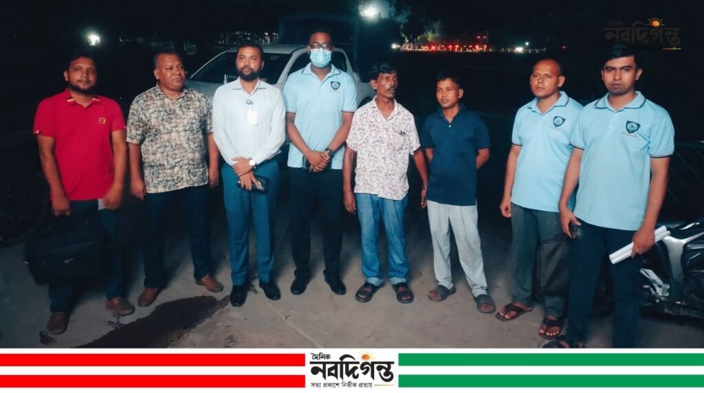 ঠাকুরগাঁওয়ে সরকারি বক্ষব্যাধি ক্লিনিকে মাদক সেবন, দুইজনের কারাদণ্ড ঠাকুরগাঁওয়ে সরকারি বক্ষব্যাধি ক্লিনিকে মাদক সেবন, দুইজনের কারাদণ্ড