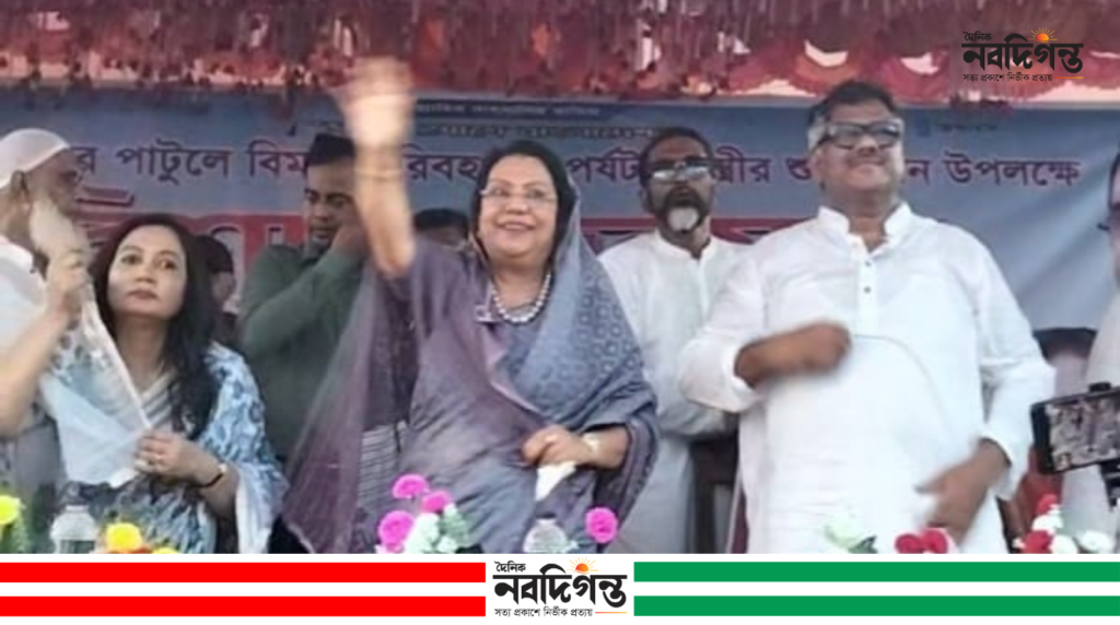 তারেক রহমানের নেতৃত্বে বাংলাদেশকে এগিয়ে নিতে ঐক্যবদ্ধ হওয়ার আহ্বান: পর্যটনমন্ত্রী