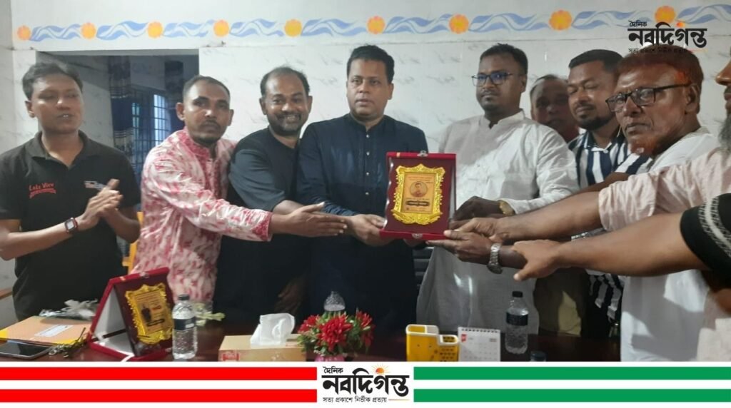 শ্যামনগর থানার নবাগত ওসির সঙ্গে সুন্দরবন প্রেস ক্লাবের মতবিনিময়