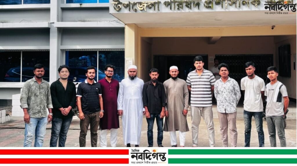 টেকনাফে লাখ টাকা ব্যয়ে নির্মিত পাঠাগারের কার্যক্রম দ্রুত শুরুর দাবিতে ইউএনও এবং পৌর প্রশাসকের সঙ্গে সাক্ষাৎ