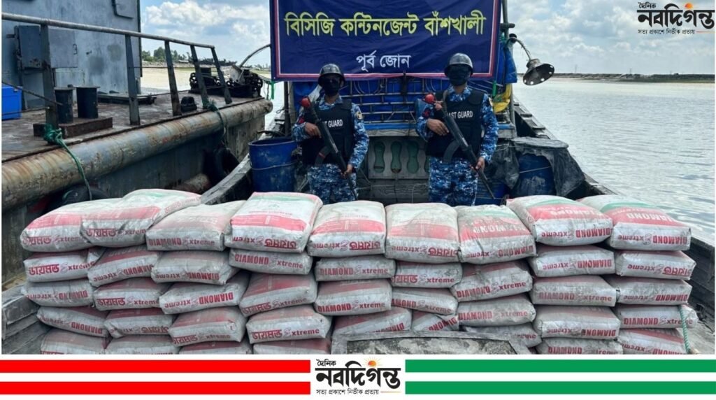 চট্টগ্রামে ৬৩ হাজার কেজি সিমেন্টসহ দুই বোট জব্দ, আটক ২