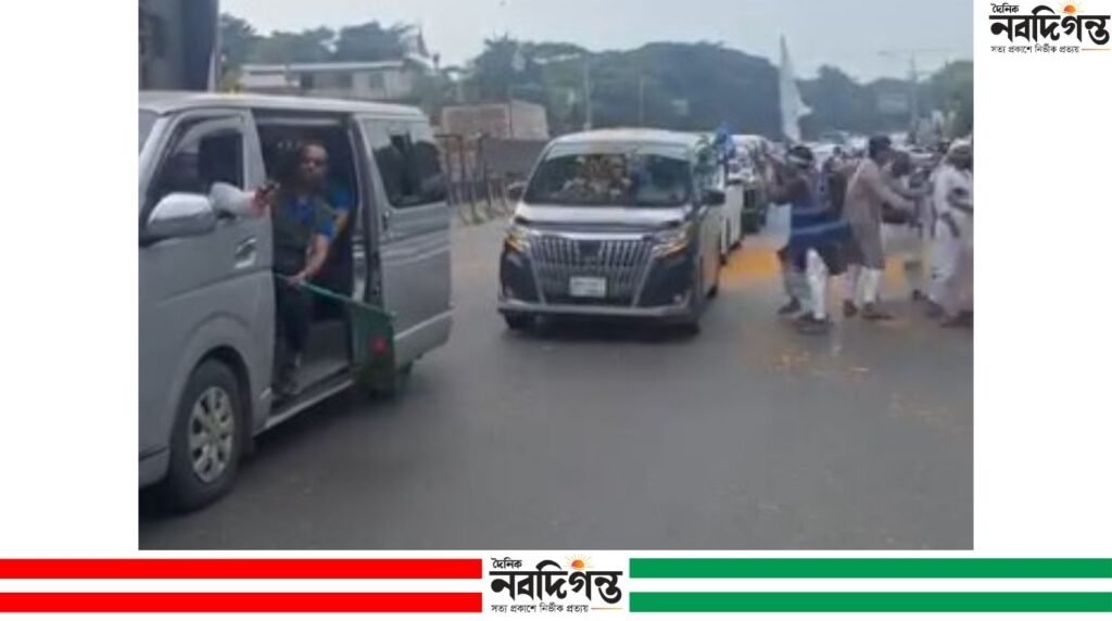 শাপলা চত্বর থেকে ১১ দলের ঢাকা–চট্টগ্রাম লংমার্চ