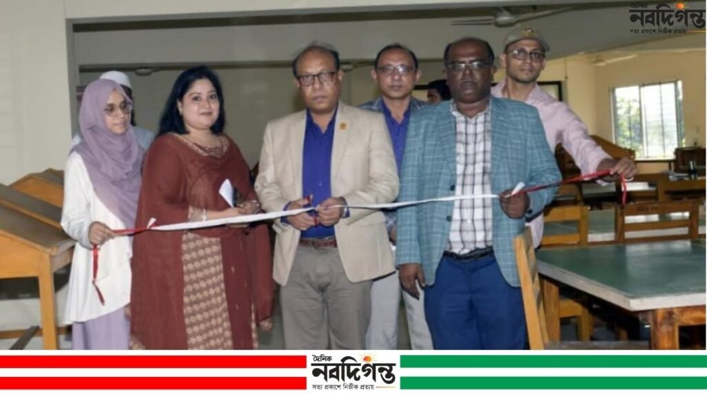 নোবিপ্রবিতে মশক নিধন কার্যক্রম উদ্বোধন ও ডেঙ্গু প্রতিরোধে করণীয় বিষয়ক কর্মশালা অনুষ্ঠিত